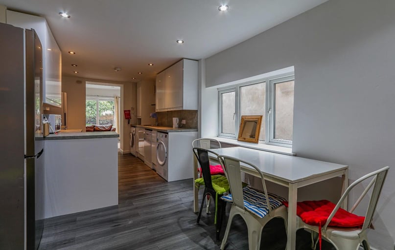 Cogan Terrace, Cathays, Cardiff - Image 1